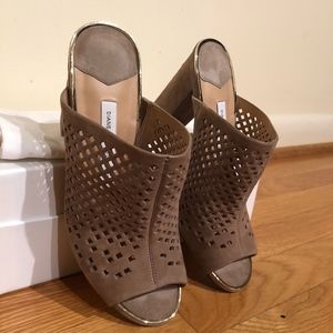 Diane von Furstenberg Taviano Mule Clogs